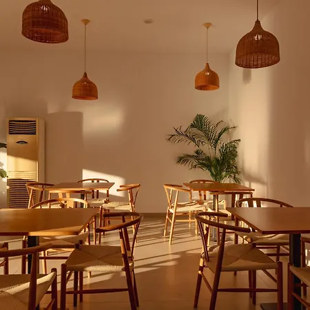 Bohotel Messonghi - Designer's Meszongí