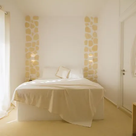 Bohotel Messonghi - Designer's