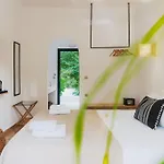Bohotel Messonghi Otel