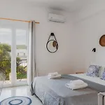 Bohotel Messonghi - Designer's 4*