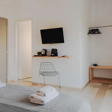 מלון Bohotel Messonghi - Designer's 4*