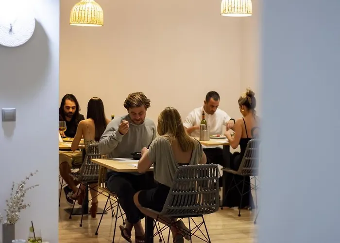 Bohotel Messonghi 4* מסונגי