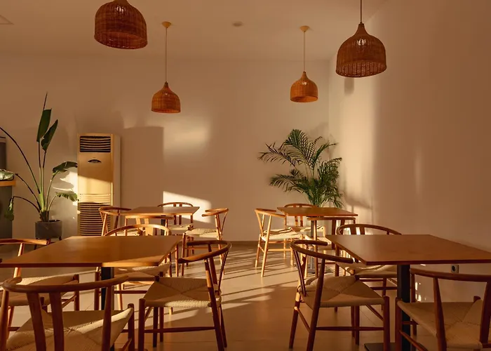Bohotel Messonghi מסונגי