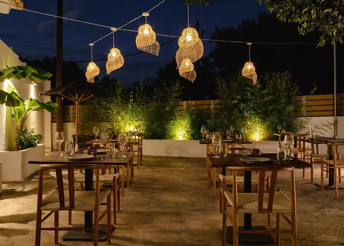 فندق Bohotel Messonghi 4*