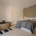 Bohotel Messonghi - Designer's
