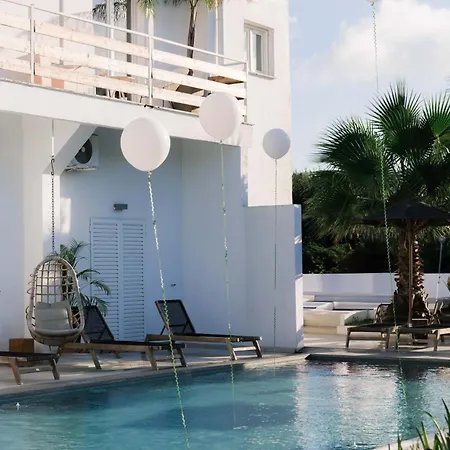Bohotel Messonghi - Designer's Ξενοδοχείο
