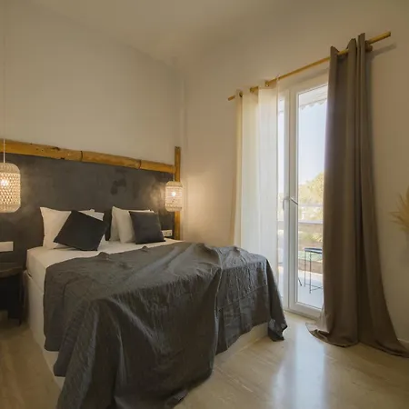 Bohotel Messonghi 4* Mesongí