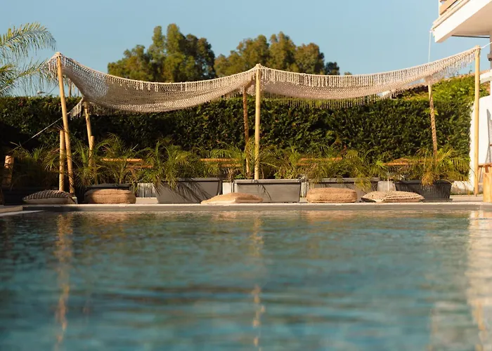 Bohotel Messonghi Hotel 4*
